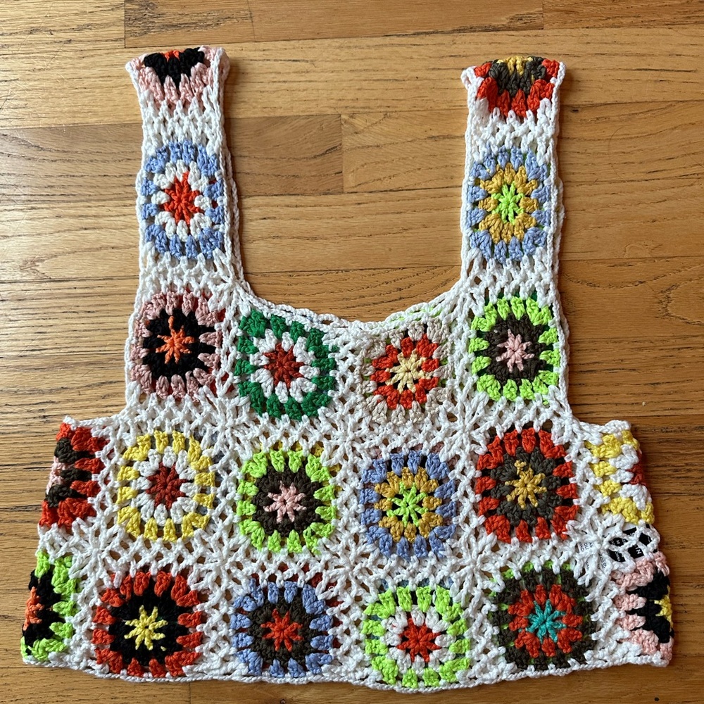 EUC granny square crop top